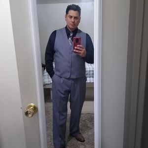 Meet your Posher, Charles